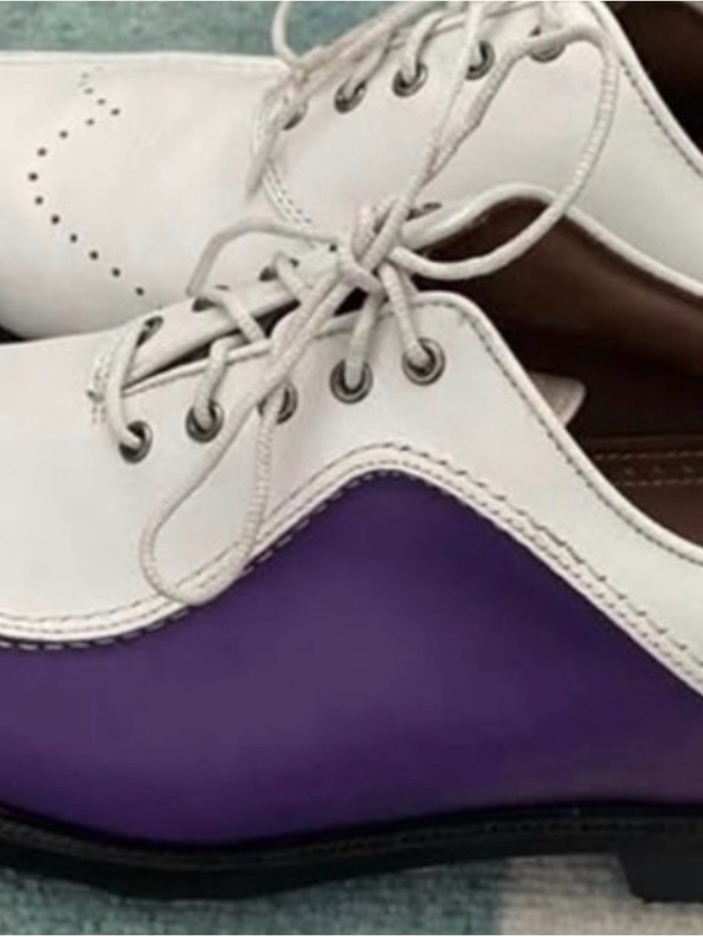 Men's Two-Tone White and Purple Leather Lace-Up Shoes